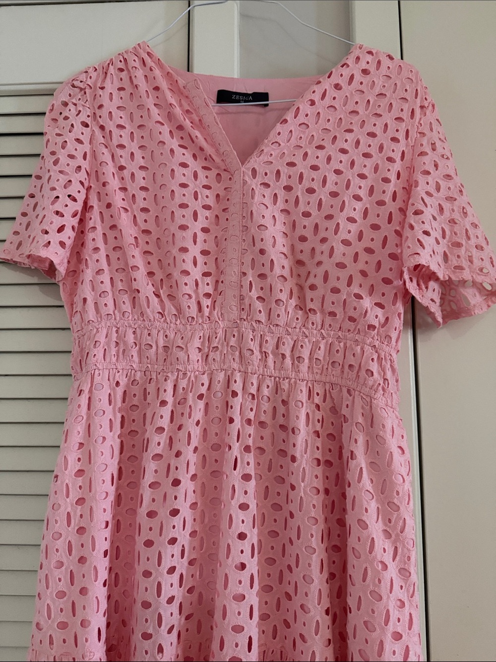 Eyelet Pink Midi Dress with V-Neck by Unbranded - Picture 4 of 6